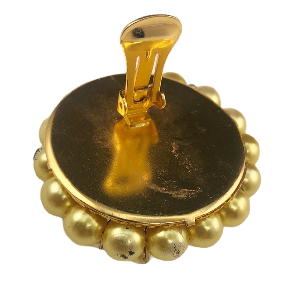 Vintage 80s Gold Round Beaded Clip On Earrings - Picture 5 of 6